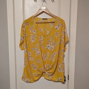 West Kei Allura Knot Detail Blouse Floral size XL